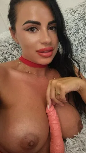 Xthisistara Thumbnail Picture