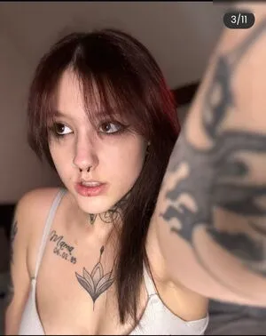 Y0urd3vil Thumbnail Picture
