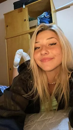 Yami Sanchez OnlyFans Leaked Free Thumbnail Picture - #2W52MA34Ws