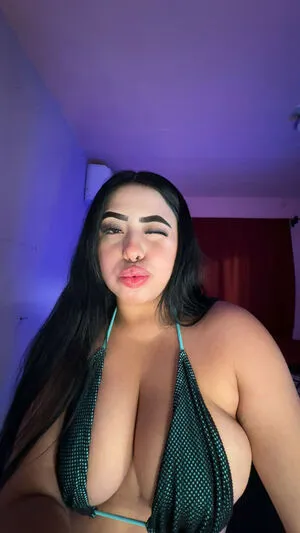 Yamsita Paezs Thumbnail Picture