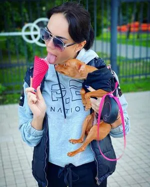 Yana Koshkina Thumbnail Picture