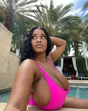 Yanithebbody1 OnlyFans Leaked Free Thumbnail Picture - #4QyVc0Jm2k