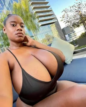 Yanithebbody1 OnlyFans Leaked Free Thumbnail Picture - #o6npMAePOT