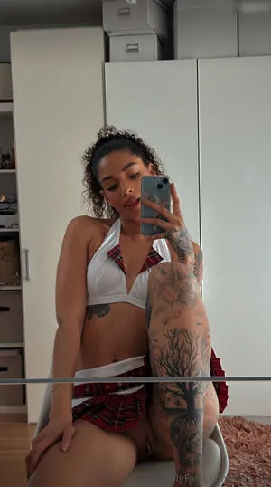 Yara Issy OnlyFans Leaked Free Thumbnail Picture - #69viwWrrpF