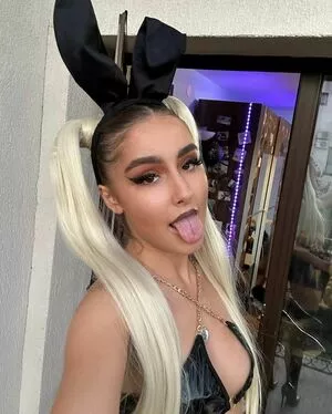 Yaslimeee OnlyFans Leaked Free Thumbnail Picture - #eeuNktP3X0