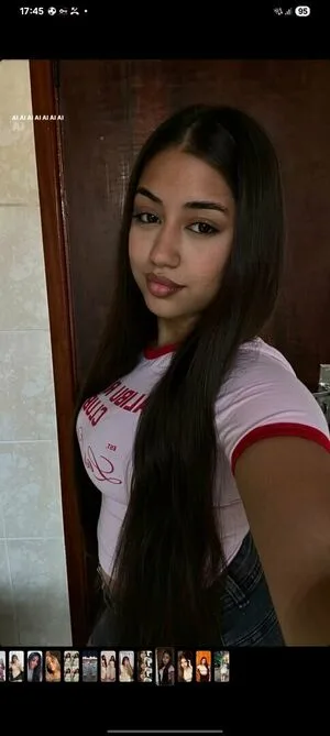Yasmim Thumbnail Picture