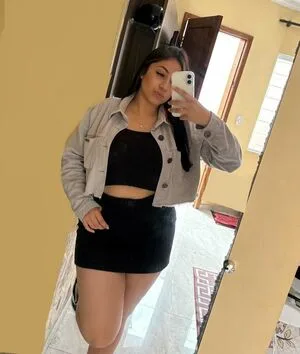Yasmim OnlyFans Leaked Free Thumbnail Picture - #x0HVscJLrw