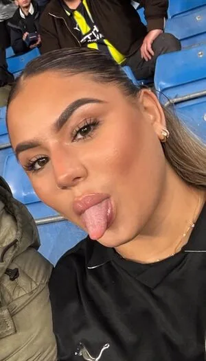 Yasmin OnlyFans Leaked Free Thumbnail Picture - #7YMea5anfS