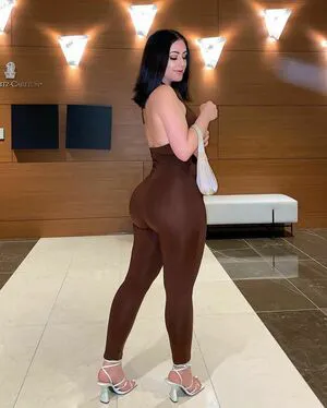 Yasminsun Thumbnail Picture