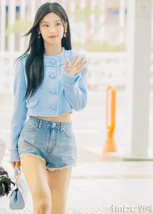 Yeji OnlyFans Leaked Free Thumbnail Picture - #xryAtuP3Bc