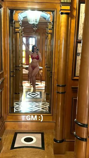 Yesjulz OnlyFans Leaked Free Thumbnail Picture - #4M5xdMi845