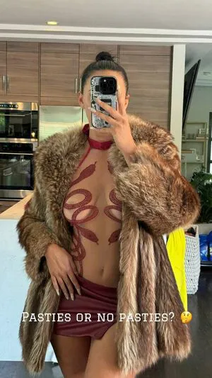 Yesjulz OnlyFans Leaked Free Thumbnail Picture - #NQJXxBMBui