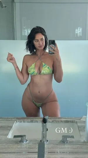 Yesjulz OnlyFans Leaked Free Thumbnail Picture - #oxnOVKso4c