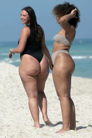 Yesjulz OnlyFans Leaked Free Thumbnail Picture - #q3eDjVBmJz