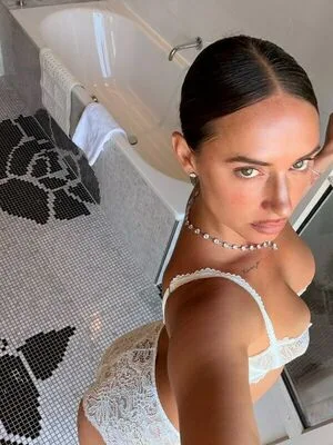 Yesjulz OnlyFans Leaked Free Thumbnail Picture - #LiSNOE10p1