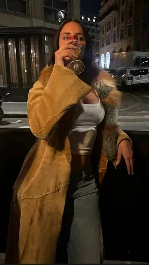 Yesjulz OnlyFans Leaked Free Thumbnail Picture - #gz9dVLPIcs