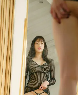 Yoo Ji Hyun Thumbnail Picture