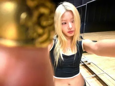 Yoonchae OnlyFans Leaked Free Thumbnail Picture - #4siX5MHkq9