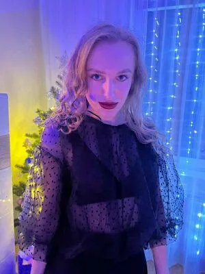 Your Nice Aislin Thumbnail Picture
