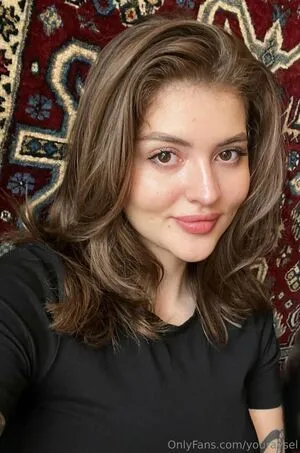Youraysel OnlyFans Leaked Free Thumbnail Picture - #FLVAUEEeXI