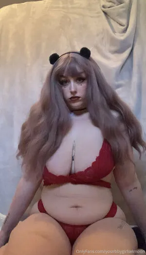 Yourbbygirlselmoon Thumbnail Picture