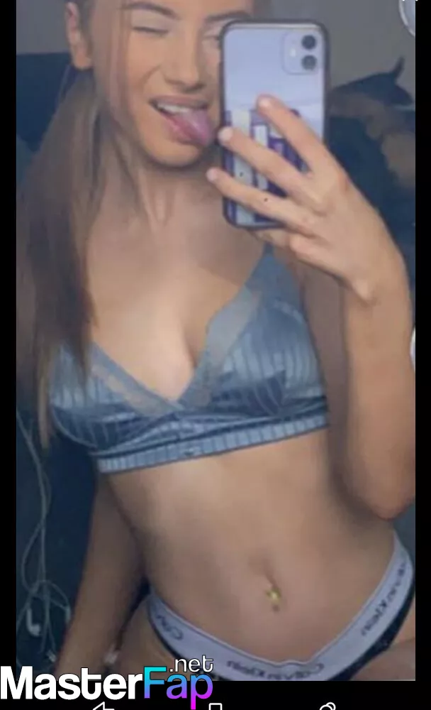 Yourdadsfavv OnlyFans Leaked Picture