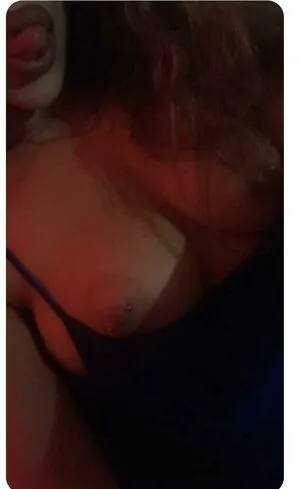 Yourfuturwifeee Thumbnail Picture