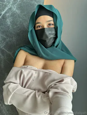 Yourgfaliyah Thumbnail Picture