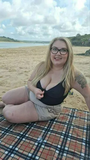 Yourlucyloo OnlyFans Leaked Free Thumbnail Picture - #9xr1NsBe0o