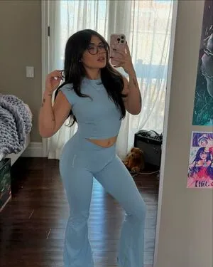 yourprincesslol Profile Thumbnail