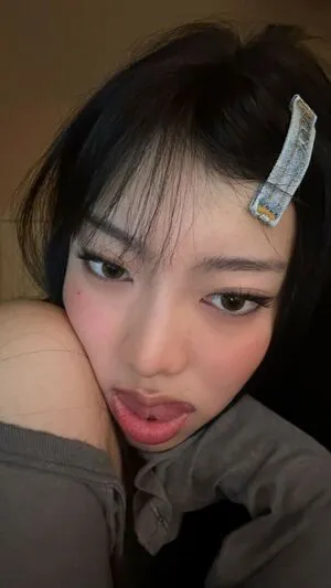Yujin OnlyFans Leaked Free Thumbnail Picture - #2PBBJFL62A
