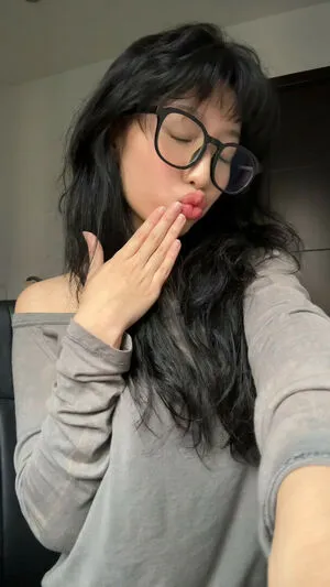 Yujin OnlyFans Leaked Free Thumbnail Picture - #DWmFVRSG11