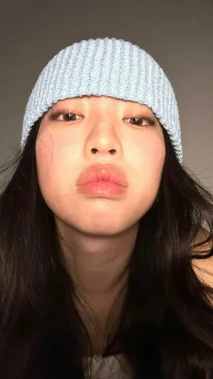 Yujin OnlyFans Leaked Free Thumbnail Picture - #bsFeycC7or