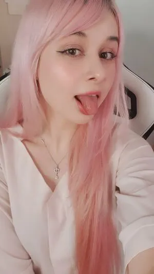 Yuli OnlyFans Leaked Free Thumbnail Picture - #UGLKDlALWC
