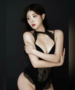 Yuniyuning OnlyFans Leaked Free Thumbnail Picture - #8Z8dgaabXC
