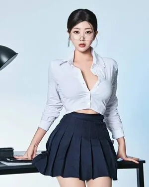 Yuniyuning OnlyFans Leaked Free Thumbnail Picture - #NrW35aiiV2