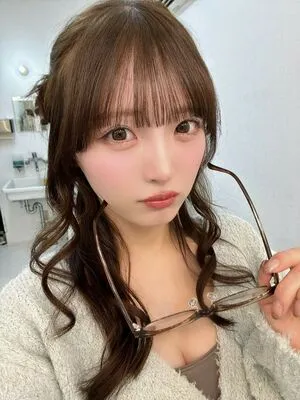 Yurayura Yuraa Thumbnail Picture