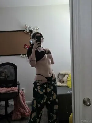 Yureta2 OnlyFans Leaked Free Thumbnail Picture - #MG4ipG24Ch