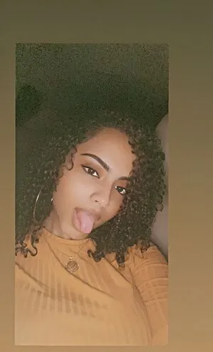 Yusr Murtada OnlyFans Leaked Free Thumbnail Picture - #zu1BzswBc2