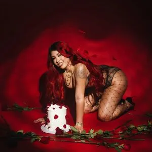 Yvettesecrets Thumbnail Picture
