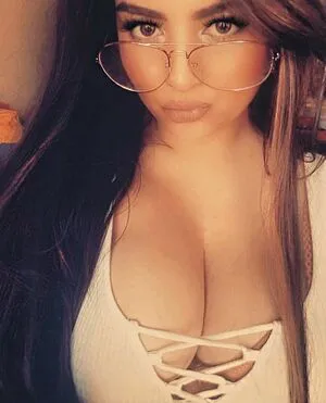 Zaazaarina Thumbnail Picture