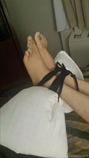 Zachsize15 Thumbnail Picture