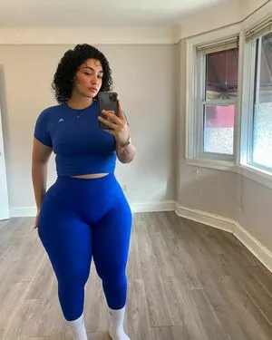 Zainaabb Ab Thumbnail Picture