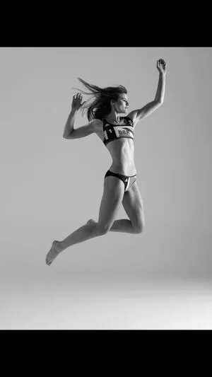 Zara Dampney Thumbnail Picture