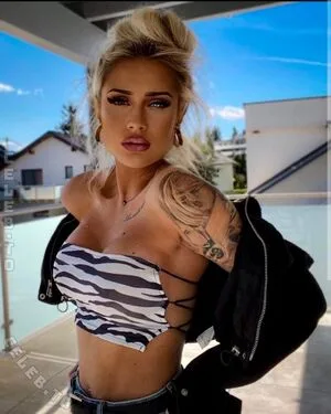 Zchrxda OnlyFans Leaked Free Thumbnail Picture - #IdqHotCmXQ