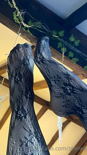 Zeehell OnlyFans Leaked Free Thumbnail Picture - #3bp5Z8vU3V