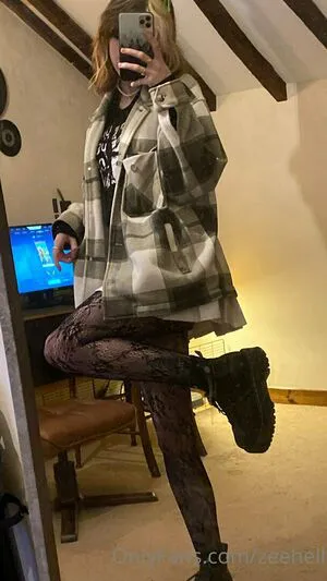 Zeehell OnlyFans Leaked Free Thumbnail Picture - #V2kv97Q1hu
