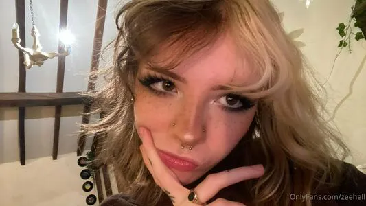 Zeehell OnlyFans Leaked Free Thumbnail Picture - #W2A1bhwnYl