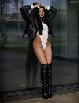Zenaexclusive Thumbnail Picture
