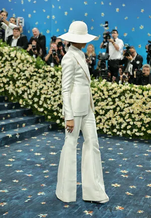 Zendaya OnlyFans Leaked Free Thumbnail Picture - #bt9eaFcvUK